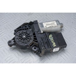 MOTORINO ALZAVETRO ALZACRISTALLO POST DX VW GOLF V S ANNO 03-09 COD 0130821430  2400000009102