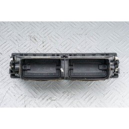 BOCCHETTA ARIA CRUSCOTTO CENTRALE AUDI A4 ANNO 97-01 COD BERLINA (COLORE NERO)  2400000009158