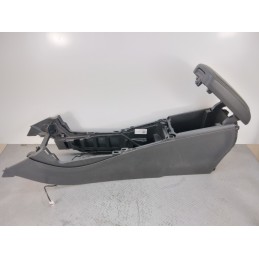 Tunnel consolle centrale Mercedes Classe A W176 del 2014 cod a1766800900  1673520699505