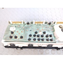 Contachilometri quadro strumenti Renault Clio 1.2 b del 1997  1675959782582