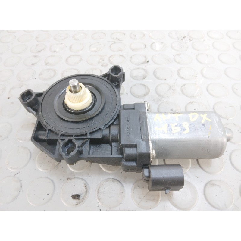 Motorino alzavetro ant dx Alfa Romeo 159 del 2005  1676304893816