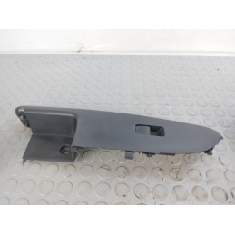 Pulsantiera alzacristallo ant dx Mazda 2 del 2008 cod df71-684l  1677074931937