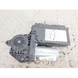 Motorino alzavetro post sx Audi A4 post sx del 2004 cod 8e0959801a  1677773622266