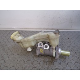 Vaschetta pompa freni Ford Fiesta V dal 2002 al 2008 cod 0335088494  1681222274005