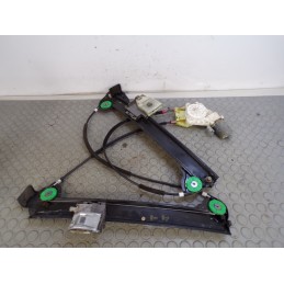 Motorino alzavetro ant dx Nissan Micra K12 dal 2002 al 2010 cod 0130822318  1684850171029