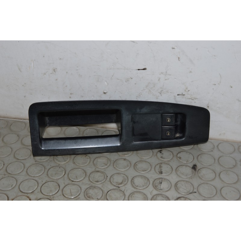 Pulsantiera alzavetro ant sx Vw Polo 9n dal 2001 al 2009 cod 6q1867171  1685788377989