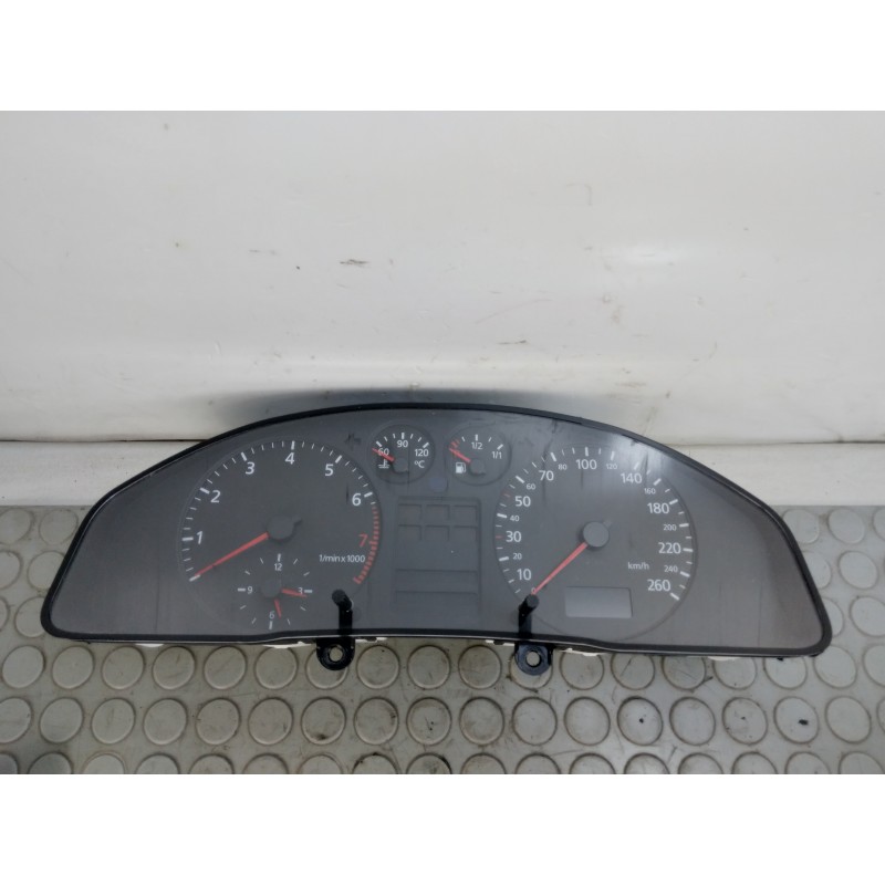 Contachilometri quadro strumenti Audi A4 B5 1.9 d dal 1994 al 2001 cod 8d0919860g  1687182832644