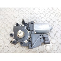 Motorino alzavetro ant sx Audi A4 B5 dal 1994 al 2001 cod 8d0959801d  1687185588449