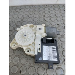 Motorino alzavetro post dx Ford Focus II serie dal 2004 al 2011 II serie cod 0130822218  1687963726261