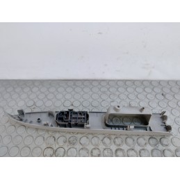 Pulsantiera alzavetro post sx Daihatsu Sirion dal 2005 al 2014 cod 74272-b1010  1688133333944