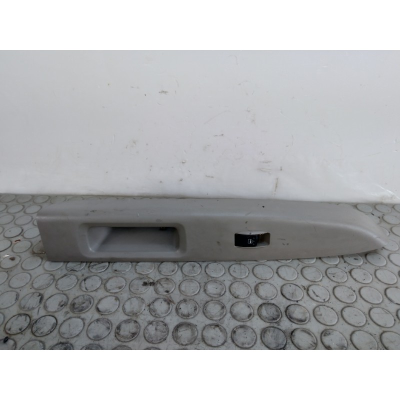 Pulsantiera alzavetro post dx Daihatsu Sirion dal 2005 al 2014 cod 74271-b1010  1688133560807