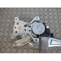 Motorino alzavetro post dx Fiat Sedici dal 2005 al 2014 cod 83530-79j00  1693235184349