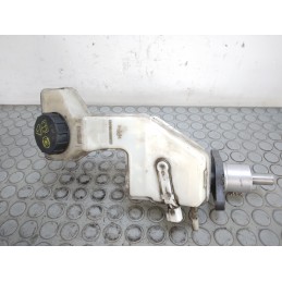 Vaschetta pompa liquido freni Mazda 3 dal 2003 al 2009 cod 03350886441  1698325677473