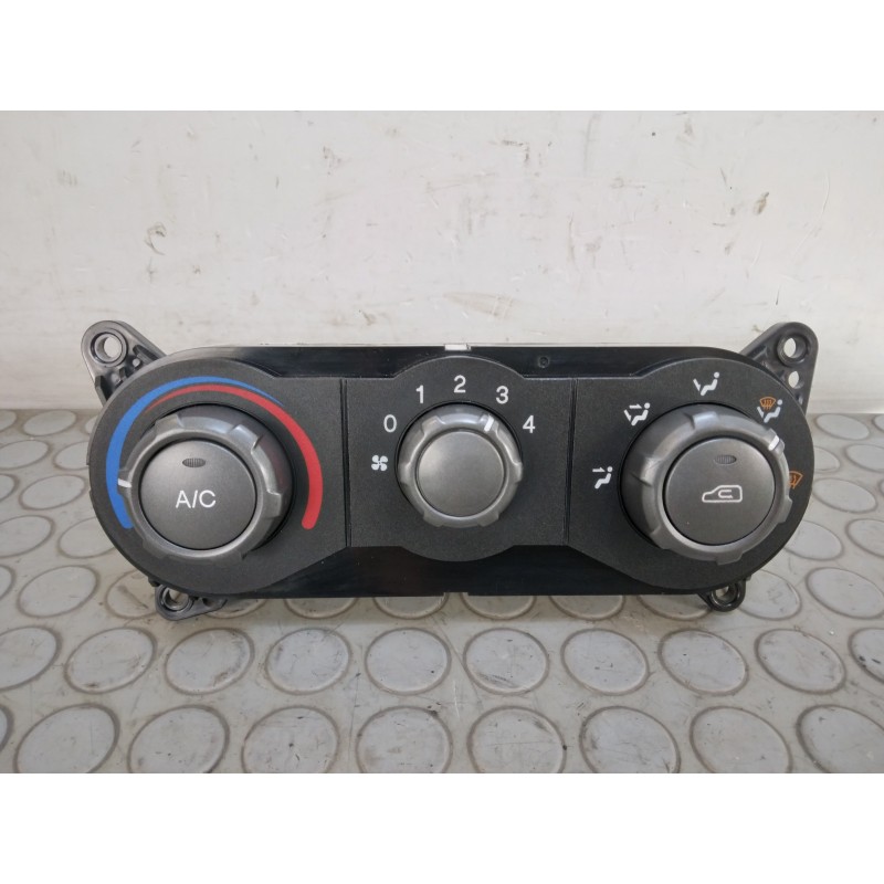 Centralina comando aria clima Hyundai Matrix dal 2001 al 2010 cod 97250-17xxx  1699028413955