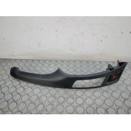 Modanatura cruscotto sx pulsante 4 frecce Toyota Yaris II serie dal 2004 al 2011 cod 55436-0d020  1700145944946