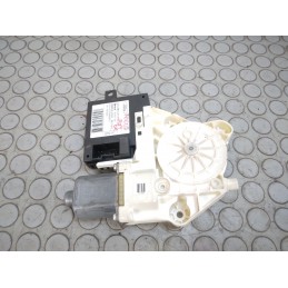 Motorino alzavetro post dx Ford Focus II serie dal 2004 al 2011 cod 5wk11575j 0130822218  1700492168972