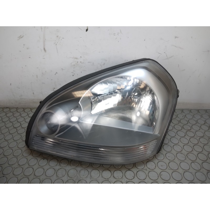 Faro fanale proiettore ant sx Hyundai Tucson dal 2004 al 2010 cod 92101-2exxx  1700667324011