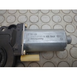 Motorino alzavetro ant dx Ford Fiesta V dal 2002 al 2008 cod 0130821939  1701266584011