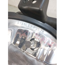 Fanale fendinebbia sx Mazda 3 dal 2003 al 2009 cod p3578  1701701881613