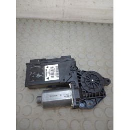 Motorino alzavetro post dx Audi A4 B6 8E Avant dal 2000 al 2004 cod 0130821766 5wk47011bbf  1701790559288