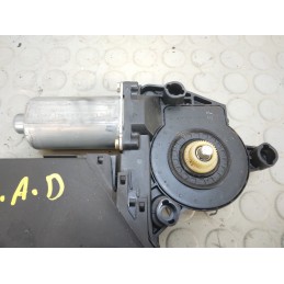 Motorino alzavetro ant dx Audi A4 B6 8E Avant dal 2000 al 2004 cod 0130821764  1701792242959