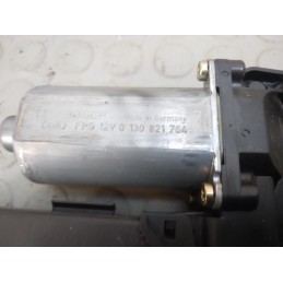 Motorino alzavetro ant dx Audi A4 B6 8E Avant dal 2000 al 2004 cod 0130821764  1701792242959