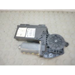 Motorino alzavetro ant dx Audi A4 B6 8E Avant dal 2000 al 2004 cod 0130821764  1701792242959