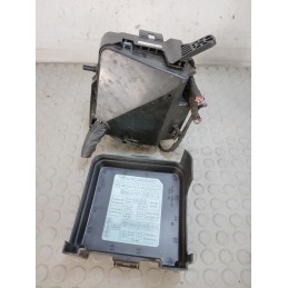 Centralina portafusibili Hyundai i30 dal 2007 al 2012 cod 91951-0q000  1702391996083