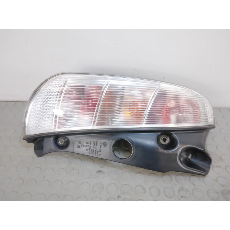 Fanale fanalino stop post sx Lancia Ypsilon II serie dal 2005 al 2011 cod 51786658  1703861285737