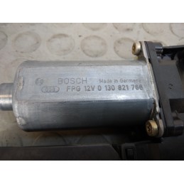 Motorino alzavetro ant dx Peugeot 307 berlina dal 2001 al 2005 cod 0130821766 9637131180  1703867303732