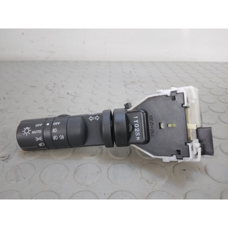 Leva devioluci sx Nissan Qashqai dal 2006 al 2013 I serie cod 1y02sn  1704710146841