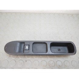 Pulsantiera alzavetro ant dx Peugeot 207 dal 2006 al 2015  1704816840131