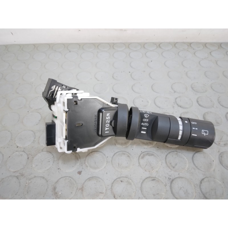 Leva tergicristallo dx Nissan Qashqai dal 2006 al 2014 I serie cod 1y02sn  1705070618184