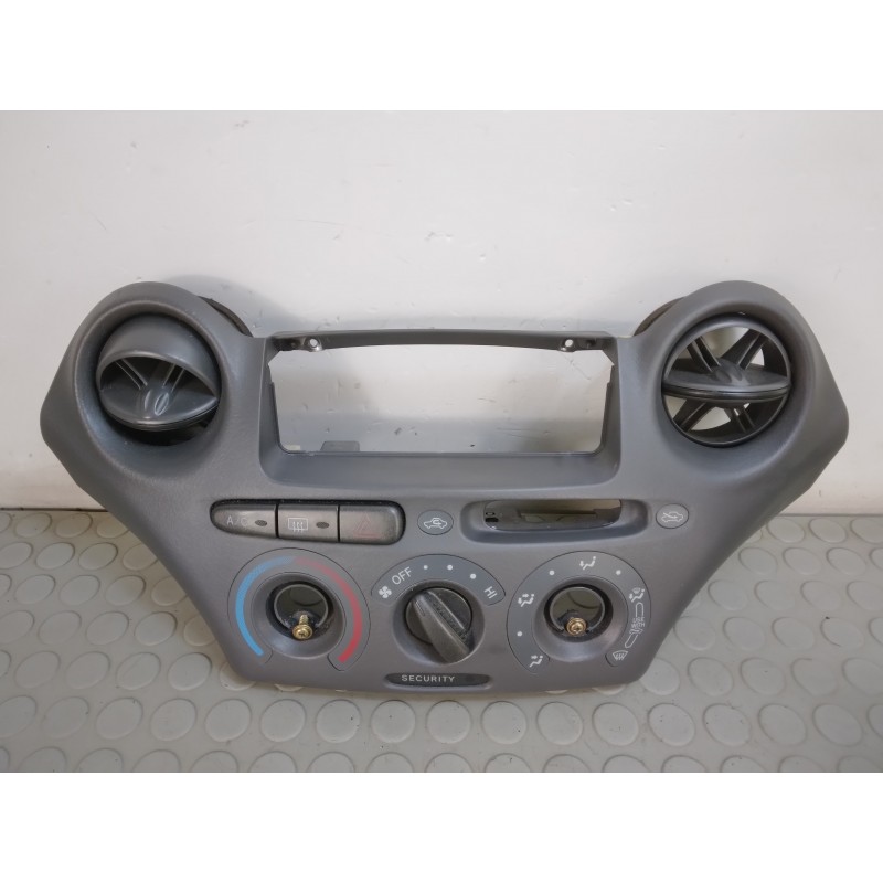 Centralina comando aria clima bocchette centrali Toyota Yaris I serie dal 1999 al 2005 cod 758268-701d  1707313978215