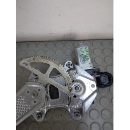 Motorino alzavetro ant dx Toyota Yaris I serie dal 1999 al 2005 5porte cod 85710-52030  1708075963990