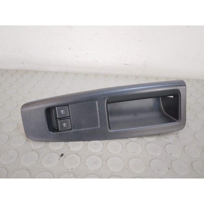 Pulsantiera alzavetro ant sx Vw Polo 9n dal 2001 al 2009 cod 6q1867171e  1708423913004