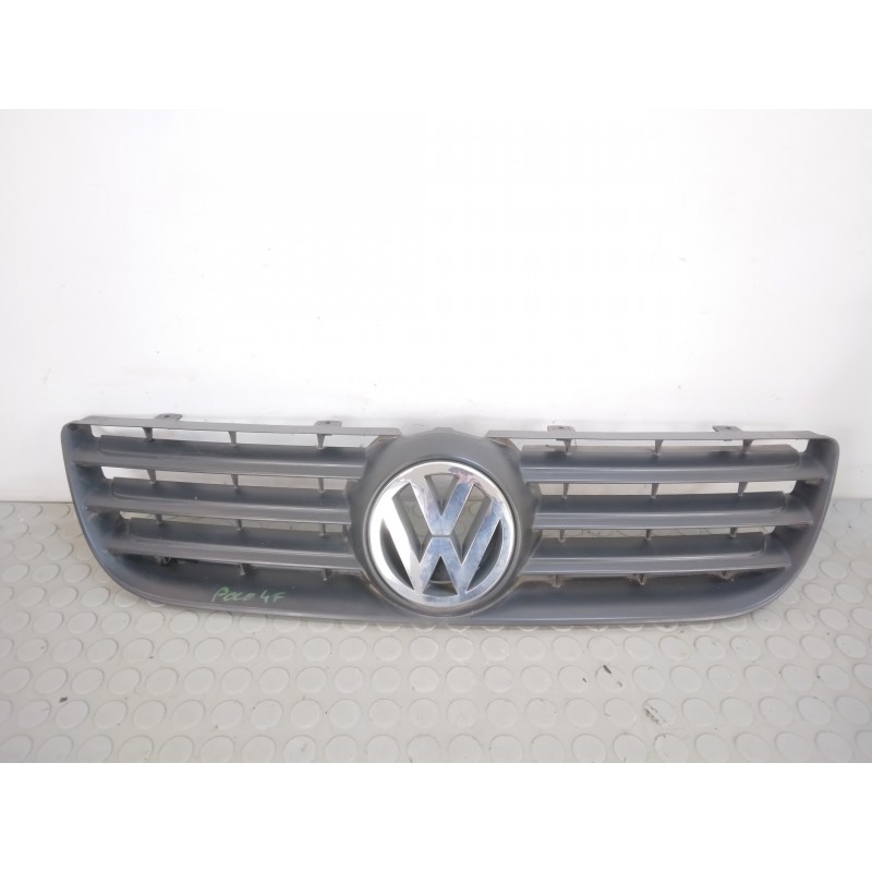 Mascherina griglia presa d aria Vw Polo 9n dal 2001 al 2005 cod 6q0853653e  1708437733889