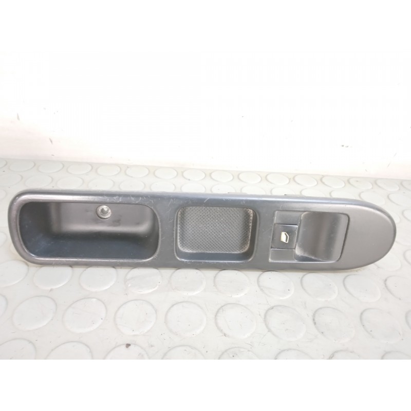 Pulsantiera alzavetro ant dx Peugeot 307 dal 2001 al 2009 cod 96351625xt  1708947327004