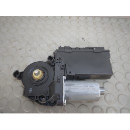 Motorino alzavetro ant dx Audi A4 8E B7 dal 2004 al 2009 cod 8e1959802g 0130821764  1709905424810