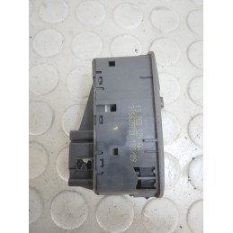 Pulsantiera alzavetro ant sx Opel Crosa D dal 2006 al 2014 cod 13258521aa  1710155653035