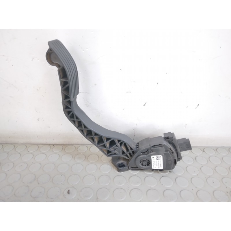 Pedale acceleratore Peugeot 207 dal 2007 al 2009 cod 9680756880  1712070868464