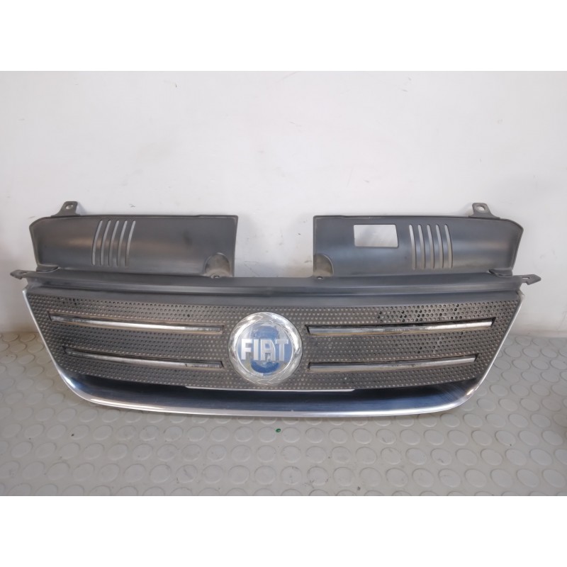 Mascherina griglia anteriore FIat Idea dal 2003 al 2008 cod 735357980  1714136318791