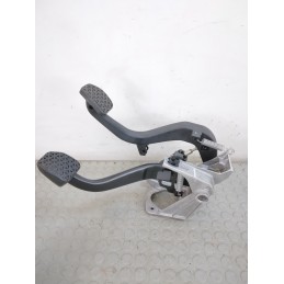 Pedaliera pedale freno e frizione Bmw Serie 3 E90 touring dal 2005 al 2013 cod 35002283725-01  1714473471043