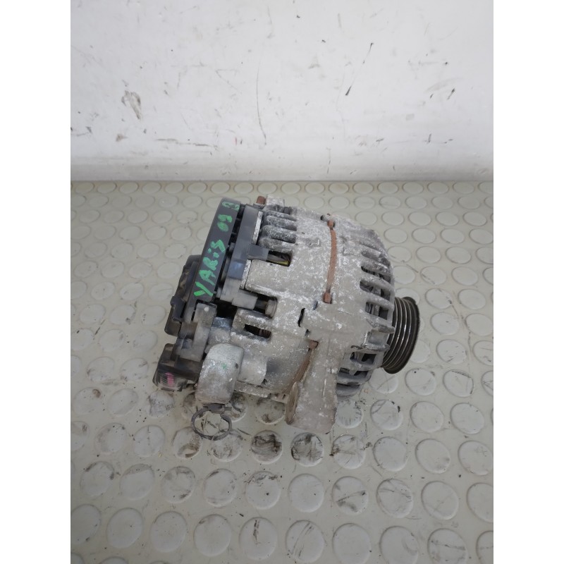 Alternatore Toyota Yaris 1.3 b dal 2005 al 2011 cod 27060-0j061  1715604984722