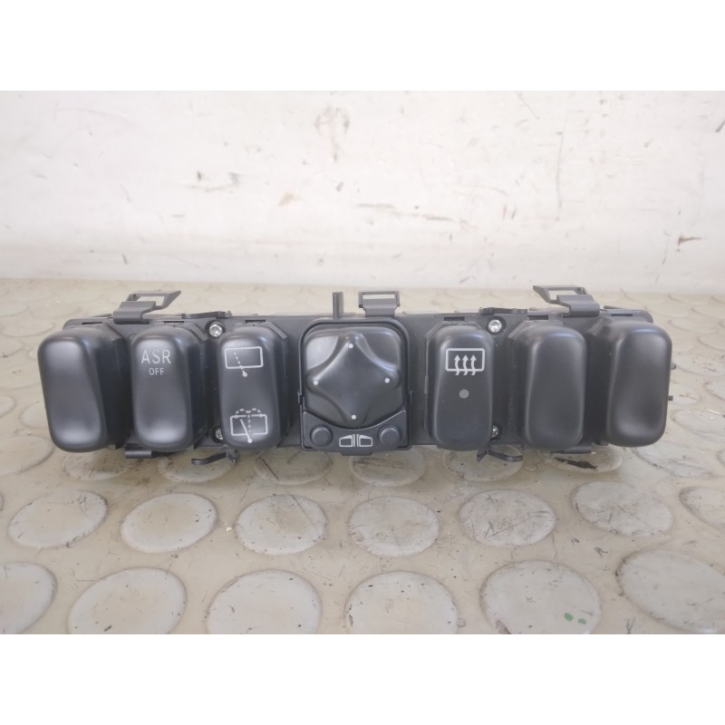 Pulsantiera centrale Mercedes Classe A W168 dal 1997 al 2004 cod 1688203610  1717679390040