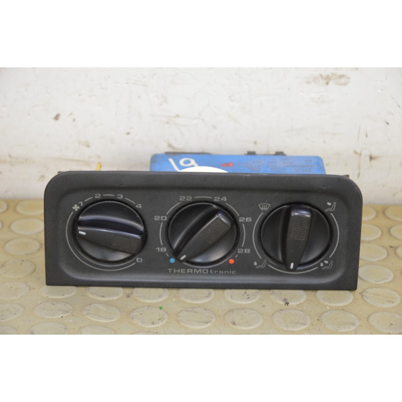 Centralina comando aria clima Vw Golf III dal 1991 al 1999 cod 5hb006463-02  1726043549694