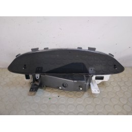 Contachilometri quadro strumenti Toyota Yaris 1.0 b dal 2004 al 2011 II serie cod 83800-0d660  1728045153138