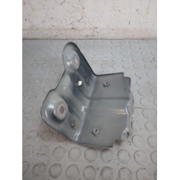 Supporto staffa montaggio parafango destro Renault Captur Hybrid dal 2019 al 2024 cod 63508999r  1741359078133