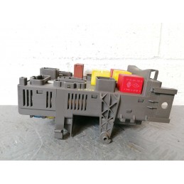 CENTRALINA PORTA FUSIBILI RENAULT LAGUNA 2 SERIE 2000-2007 COD. 8200004201E  2400000063841