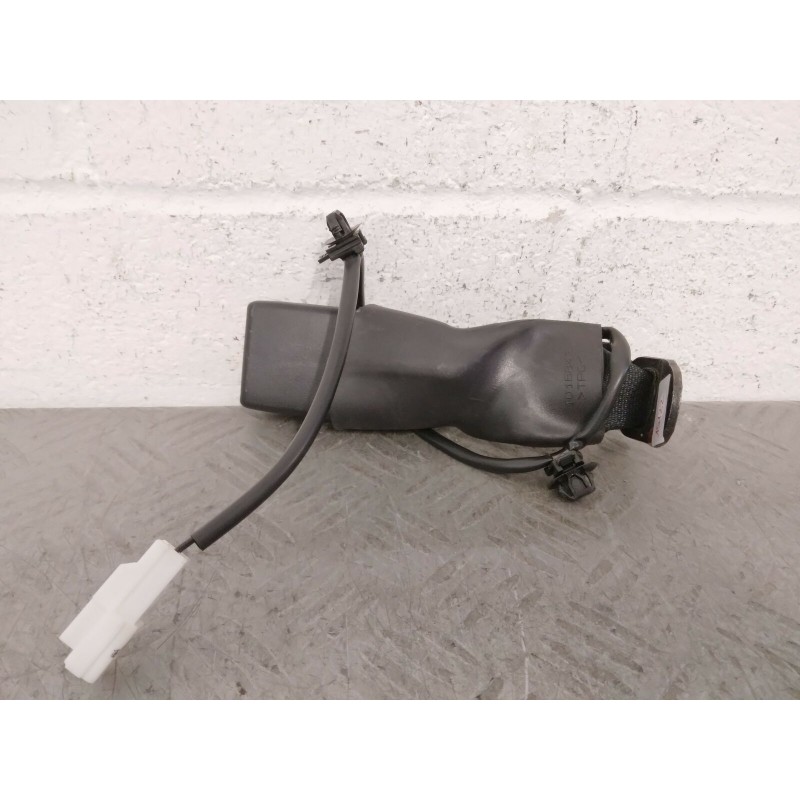 FIBBIA CINTURA DI SICUREZZA POST DX SX SUBARU LEGACY DEL 2006 COD. 1018843  2400000076414